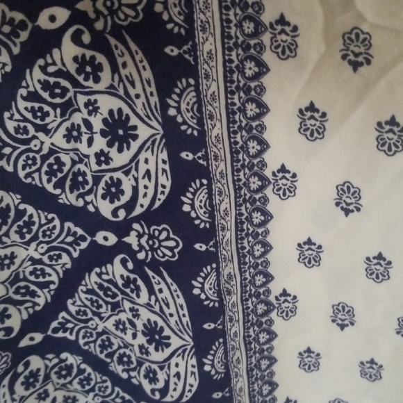 Crop Tank Top - Picture 3 of 4